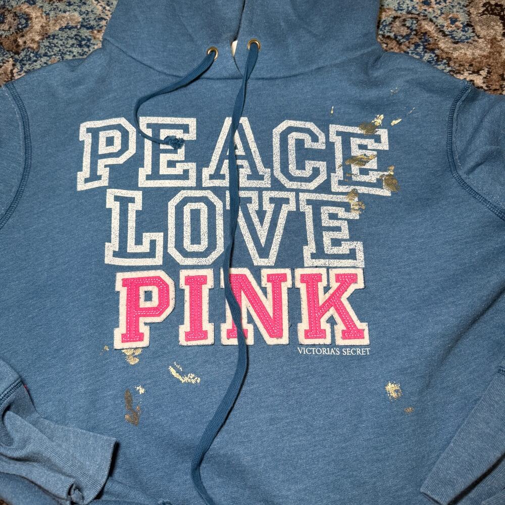 2007 vs pink hoodie - Picture 2 of 5